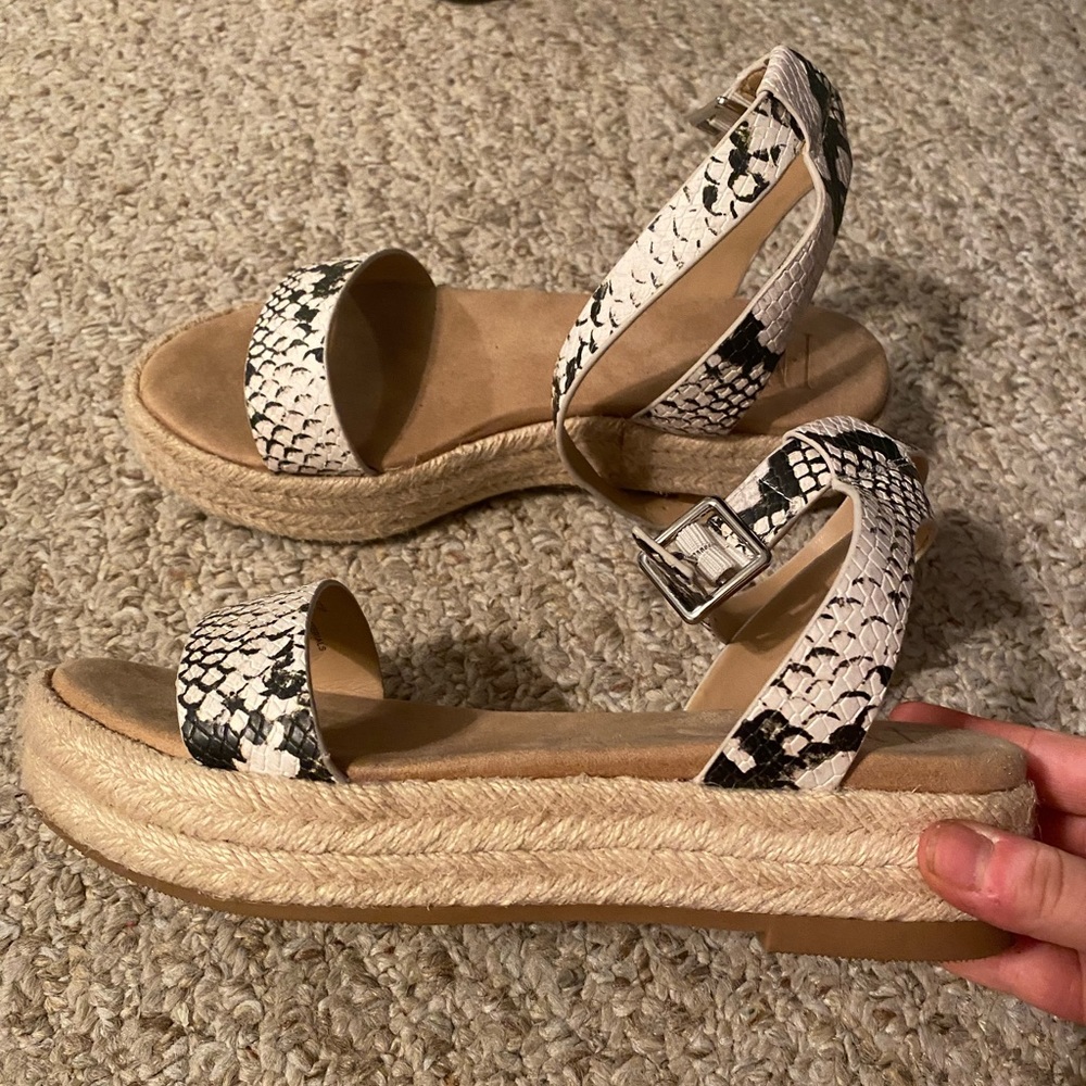 INC Womens Valetta Faux Leather Snake Print Platform Sandals